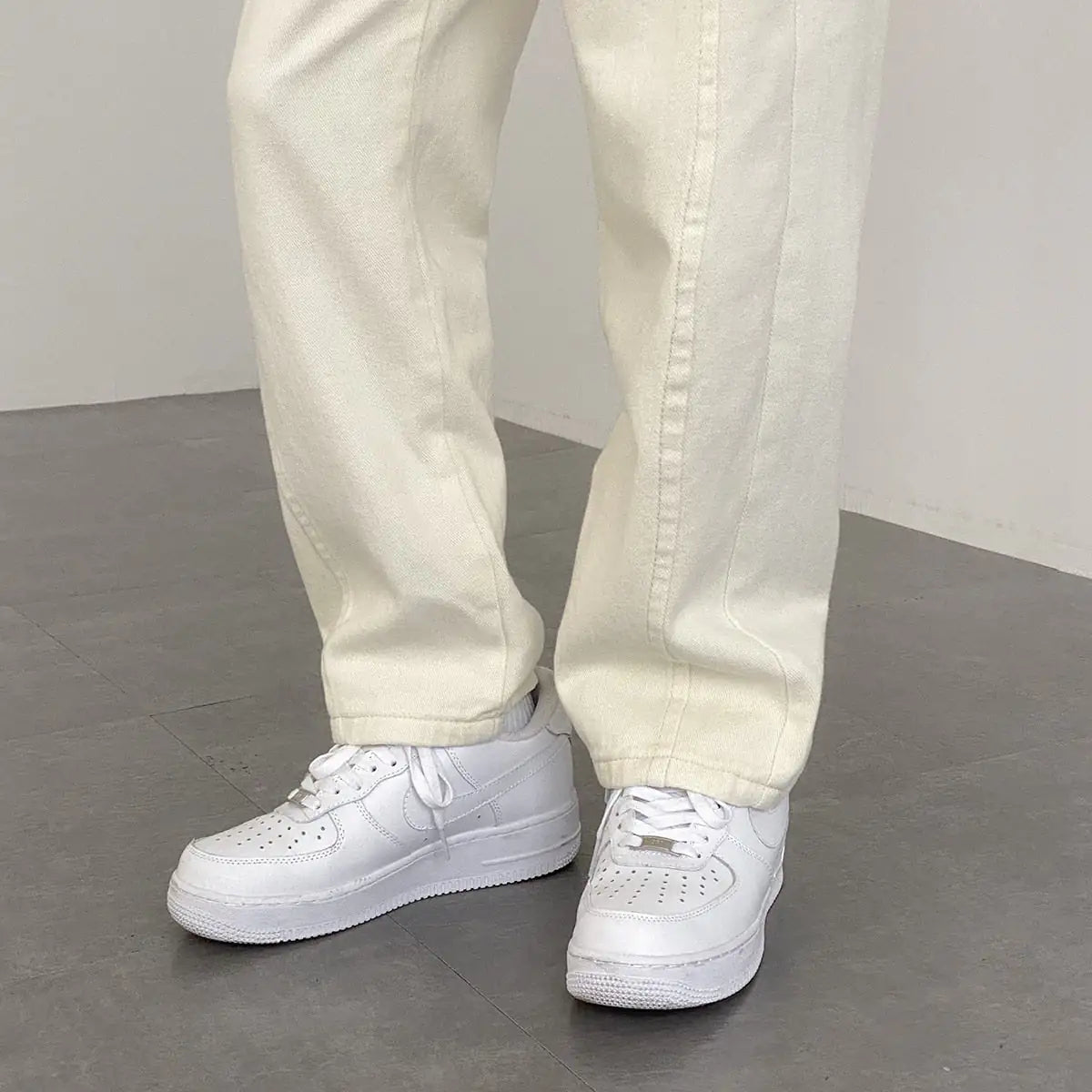 VG Straight Denim Pants